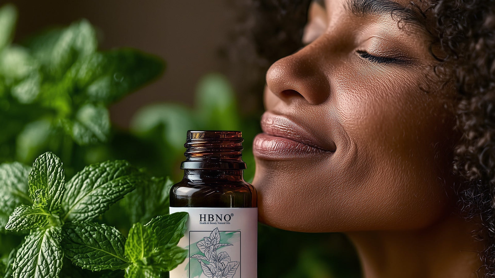 How Peppermint Essential Oil Aids Aromatherapy